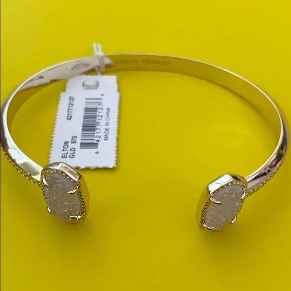 Kendra Scott Jewelry - Kendra Scott Elton Gold Cuff bracelet